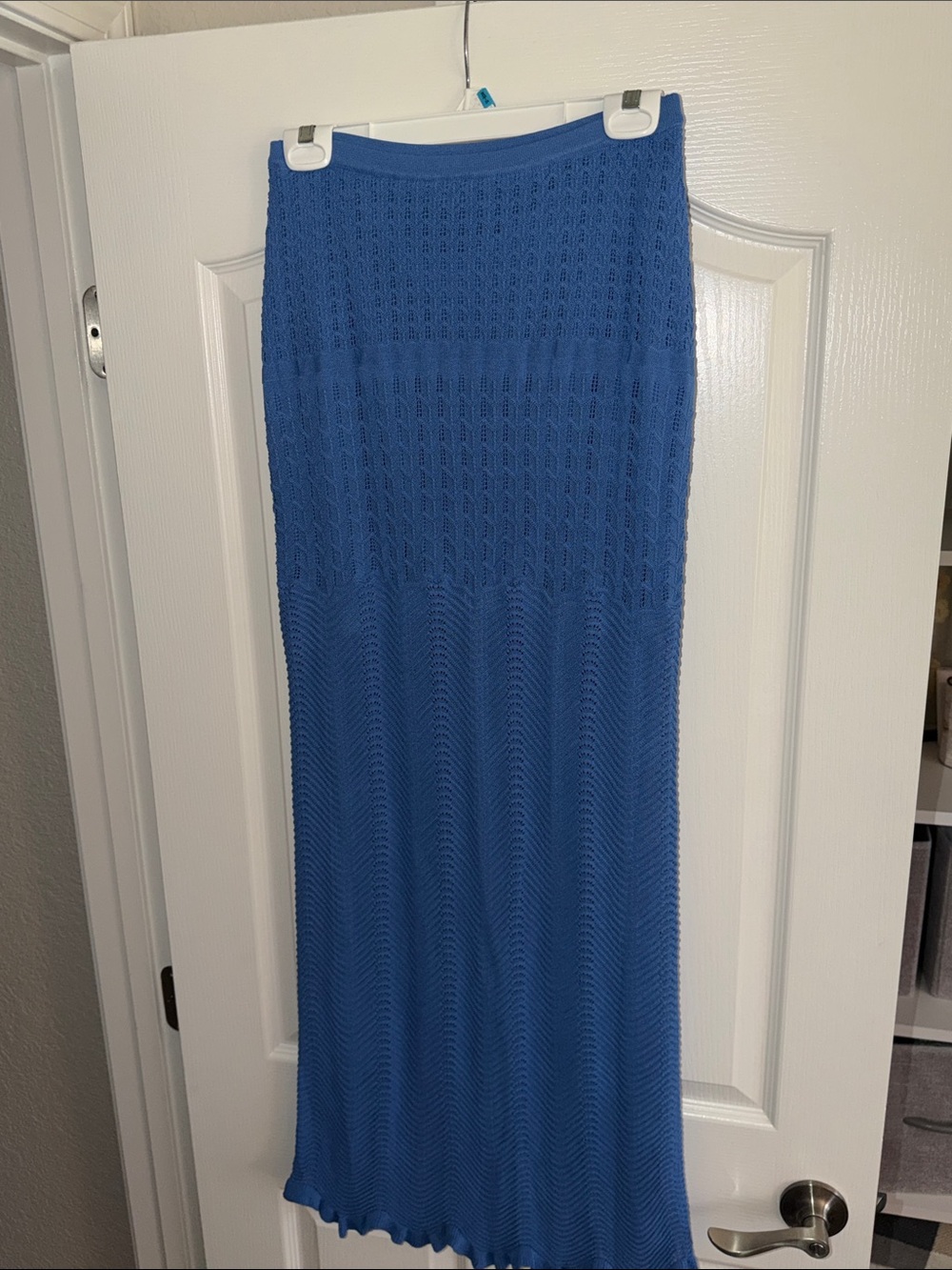 NWT Commense Med: Blue Knit Two-Piece Tank and Maxi Skirt Set - Picture 5 of 6